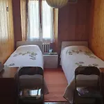 La Casa Rosa * Sernio