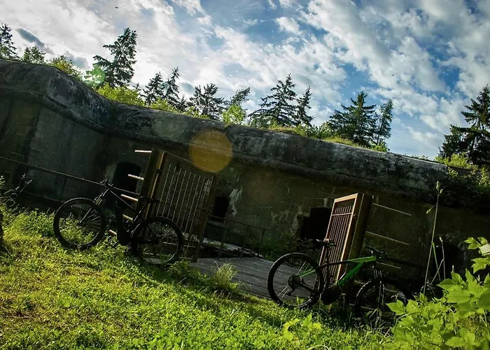 La Casa Rosa * Sernio